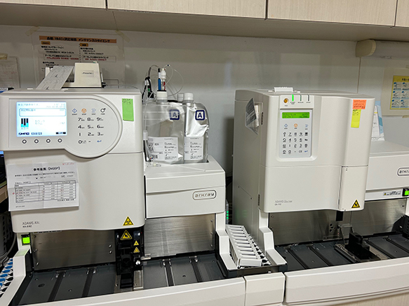 HbA1ｃ測定器（アダムス）